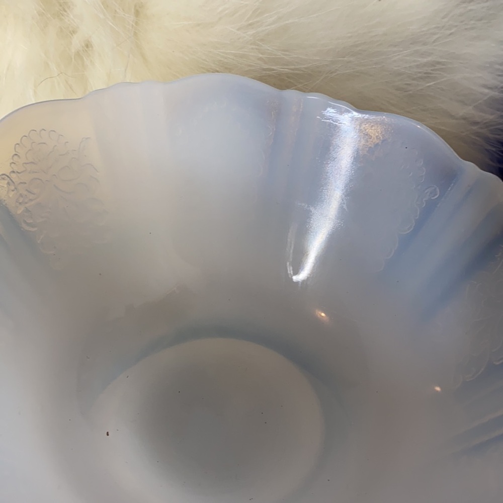 . Antique White Opaline Bowl - Opalescent Milk Glass Bowl - Picture 4 of 10